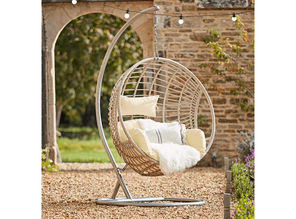 Hanging Garden Egg Chairs - Garden Design Ideas